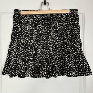 Baevely Black and White Polka Dot Mini Skirt